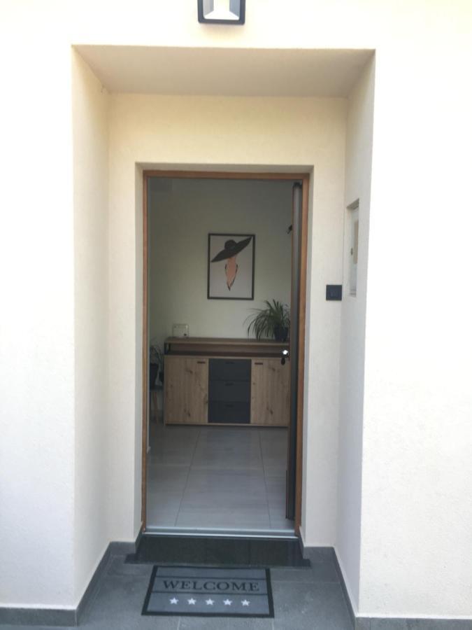 Apartman Noemi Rabac Εξωτερικό φωτογραφία